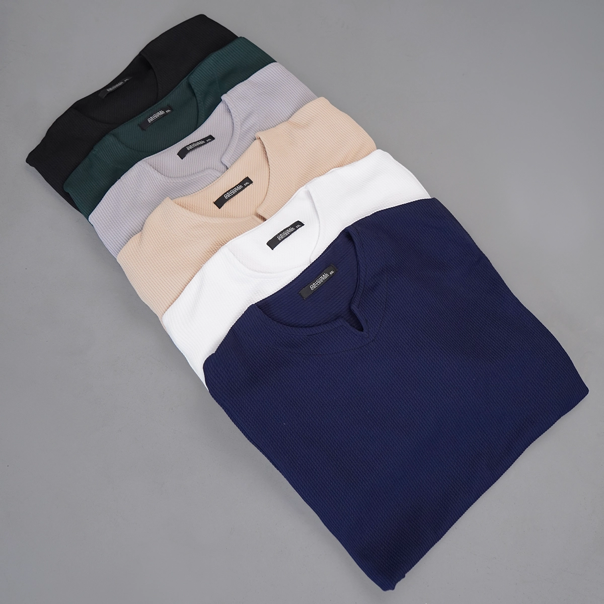 بلوز مردانه مشکی یقه کوبایی مدل Etron